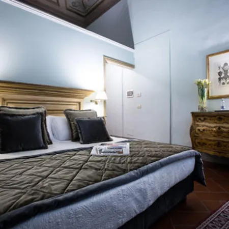 Burchianti Hotel 3*