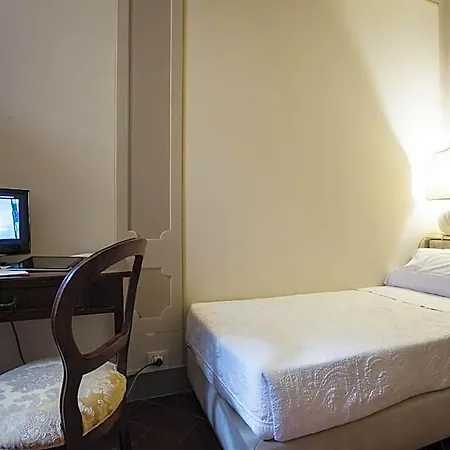 Burchianti Ξενοδοχείο 3*